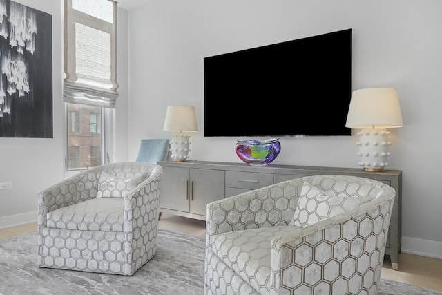 sitting room with baseboards