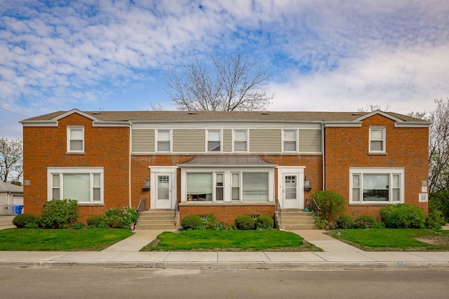 5640 W Carmen Ave, Chicago, IL 60630 - photo 1