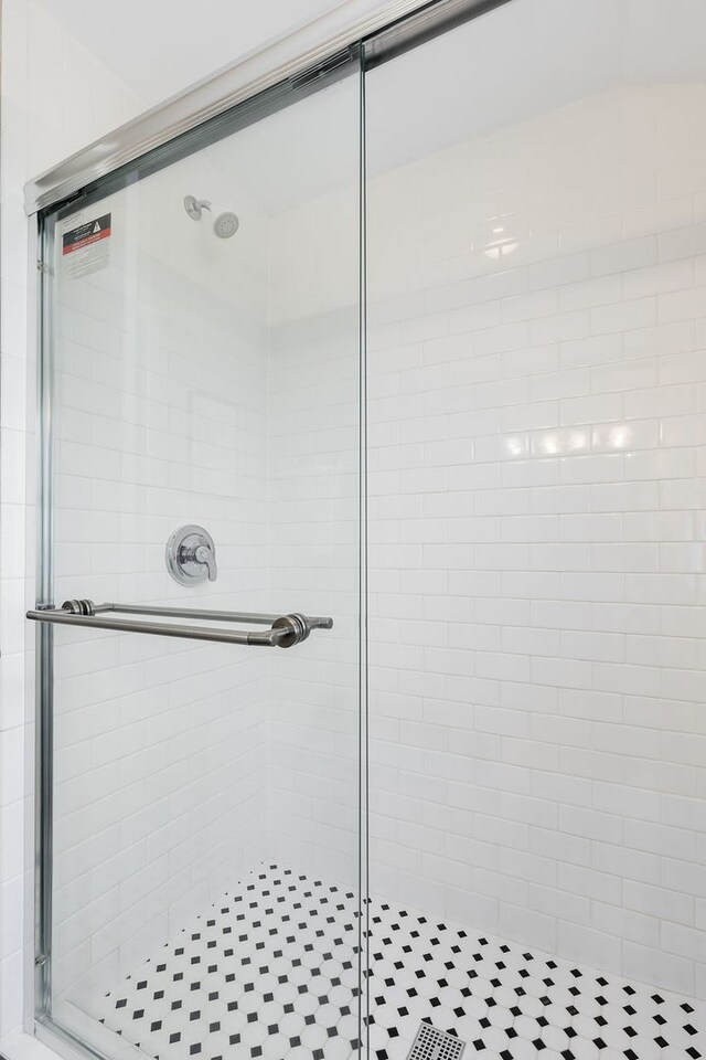 5640 W Carmen Ave, Chicago, IL 60630 - photo 16
