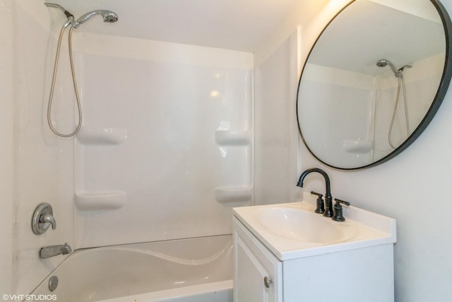 1803 Guion St, Ottawa, IL 61350 - bathroom with vanity and shower / bath combination