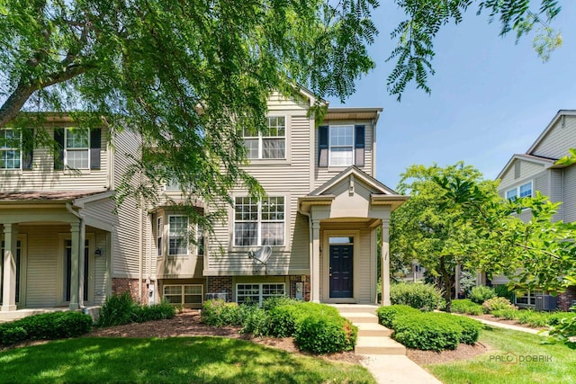 1061 Chadwick Dr, Grayslake, IL 60030 - view of front of property featuring a front yard