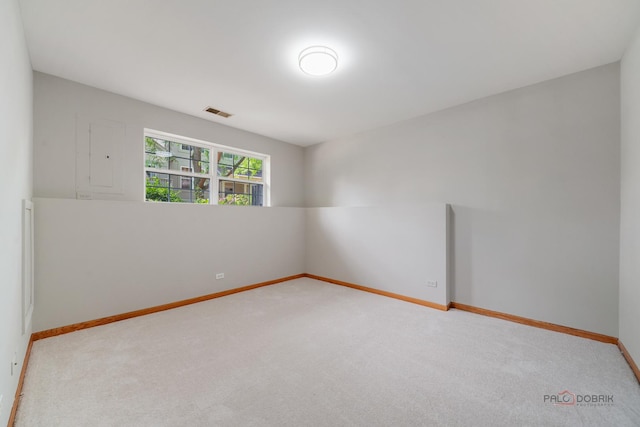 1061 Chadwick Dr, Grayslake, IL 60030 - unfurnished room with carpet