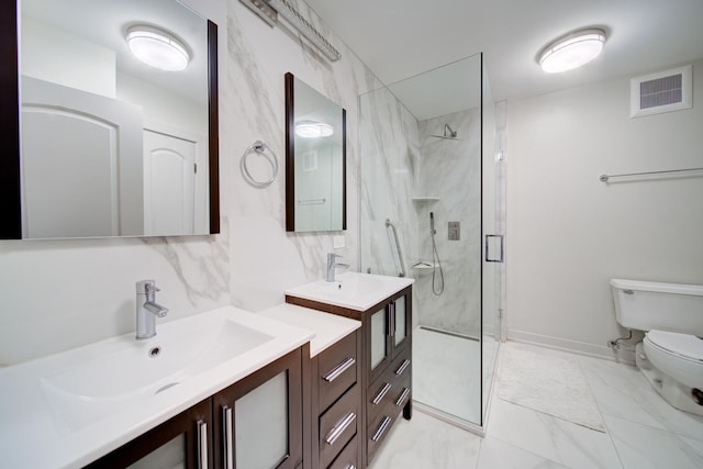 full bath featuring toilet, marble finish floor, a marble finish shower, and visible vents