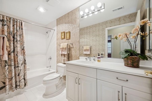 full bathroom featuring visible vents, shower / bathtub combination with curtain, toilet, and vanity