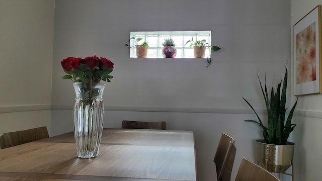 view of unfurnished dining area