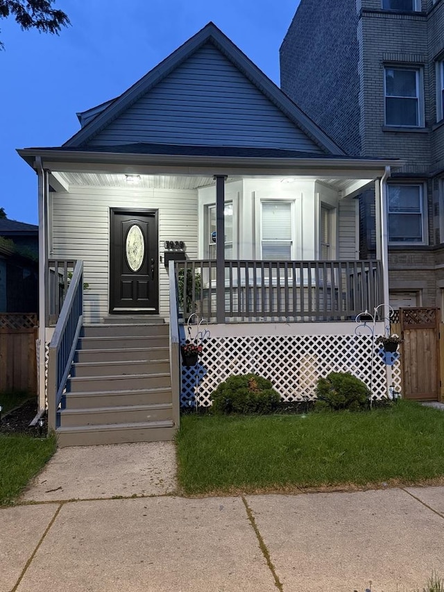 7929 S Manistee Ave, Chicago, IL 60617 - view of front of house featuring covered porch