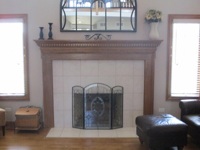 8032 Abbey Rd, Tinley Park, IL 60477 - detailed view of wood finished floors