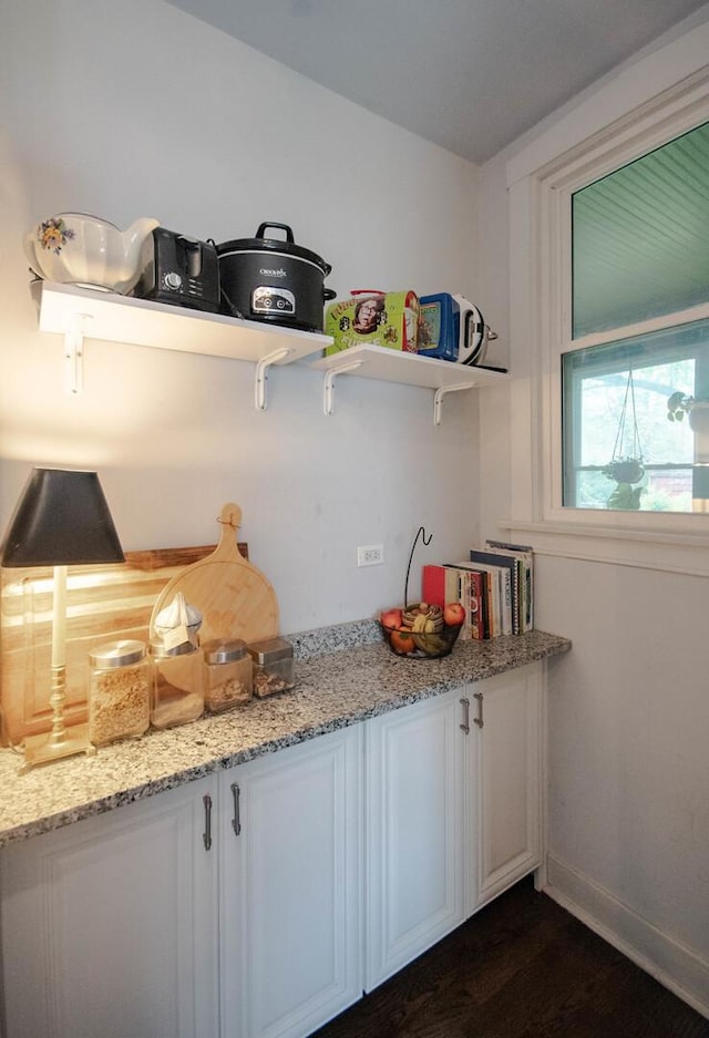 7940 S Oglesby Ave, Chicago, IL 60617 - view of pantry