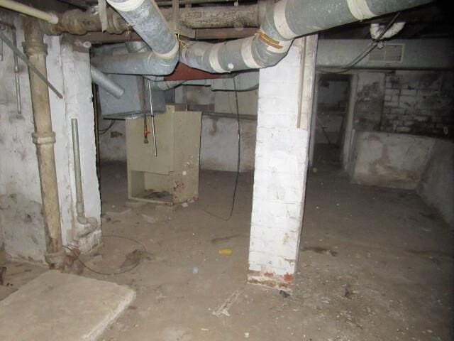 view of unfinished basement