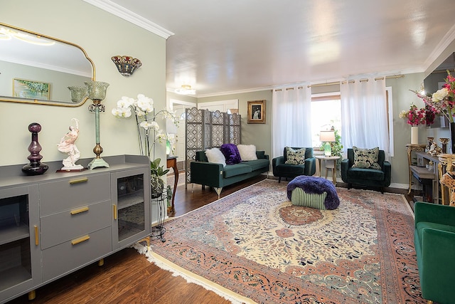 living area featuring dark wood-style floors and crown molding