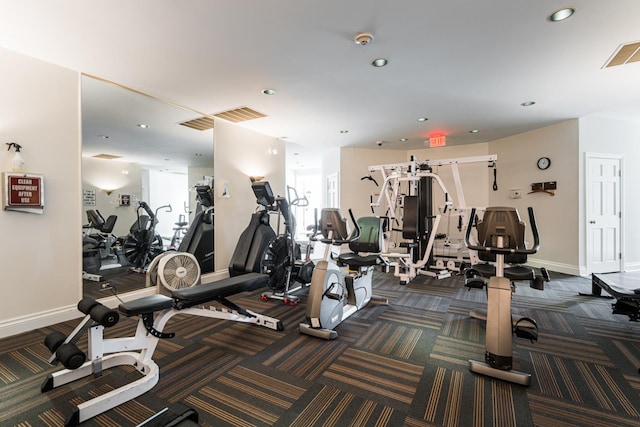 workout area featuring recessed lighting, carpet, visible vents, and baseboards