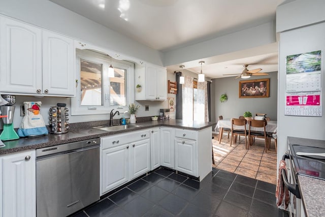 10113 W Center St, Beach Park, IL 60087 - photo 11