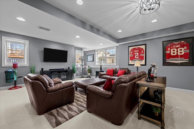 living area featuring recessed lighting, visible vents, baseboards, and carpet flooring