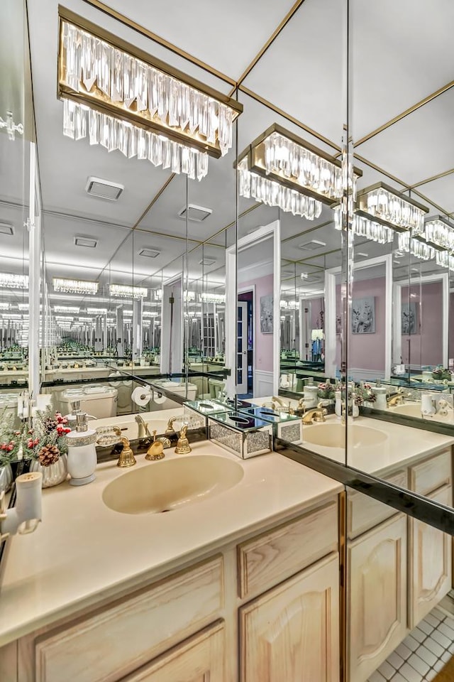 common area with a sink