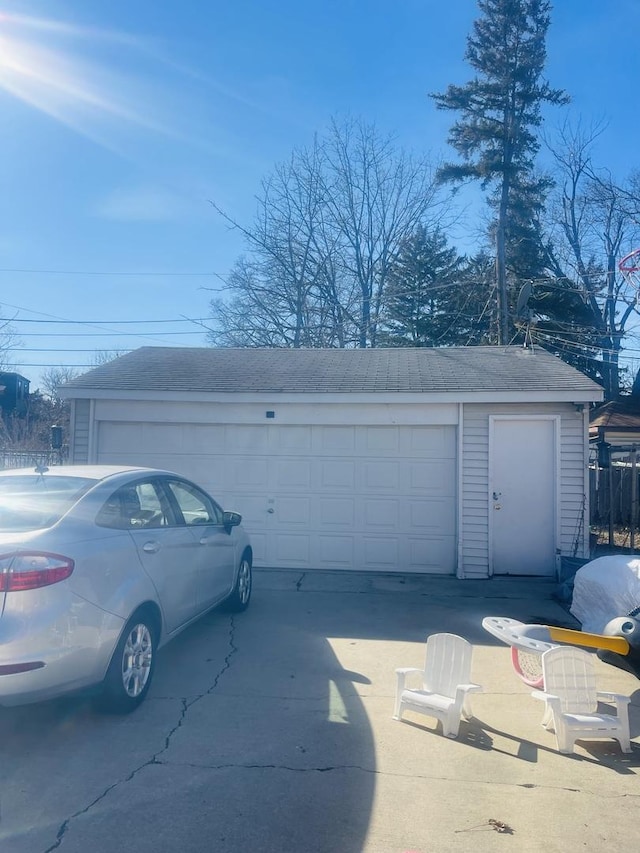 view of detached garage