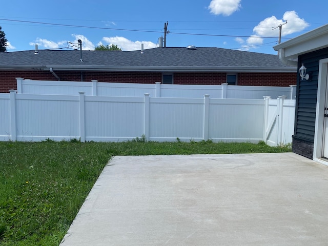 225 W Dakota St, Spring Valley, IL 61362 - view of yard featuring a patio area