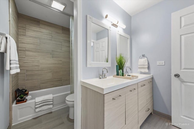924 Colony Lake Dr, Schaumburg, IL 60194 - bathroom featuring double vanity and washtub / shower combination