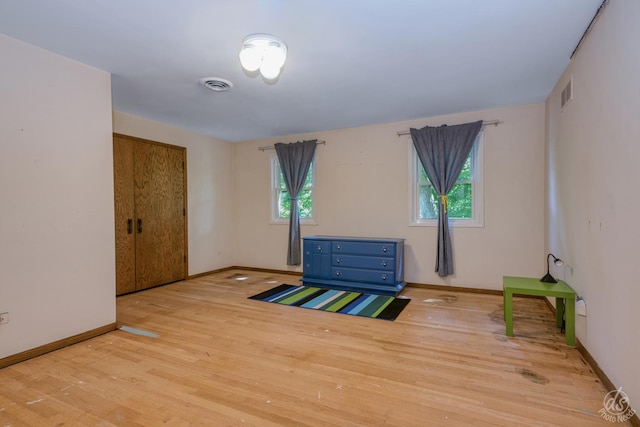 14930 W Wadsworth Rd, Wadsworth, IL 60083 - unfurnished room featuring wood finished floors