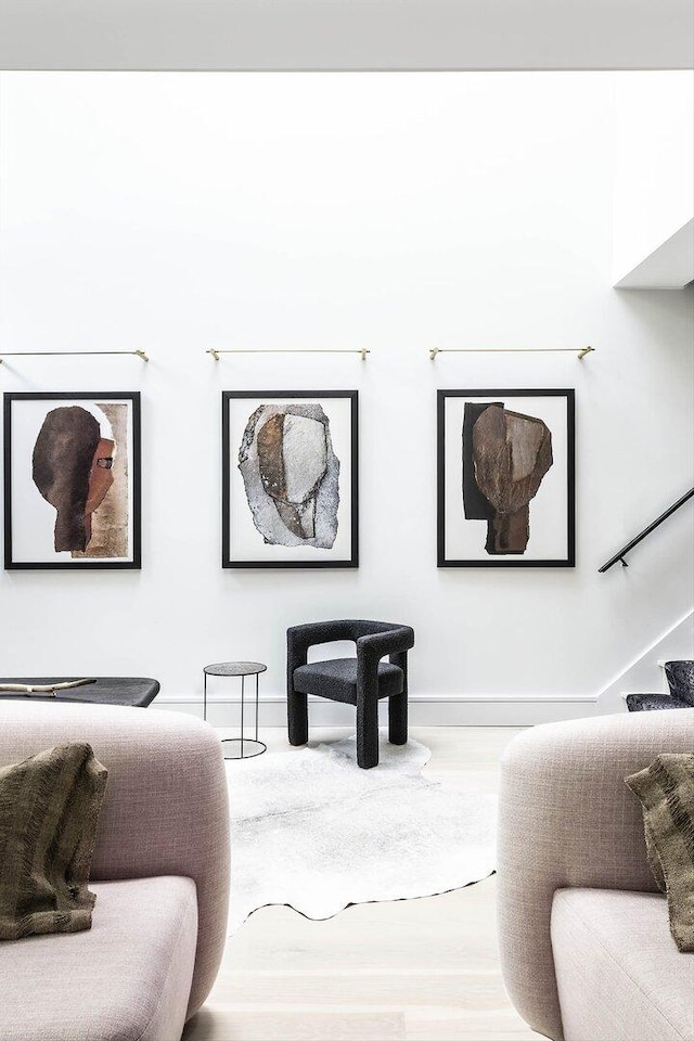 1940 N Maud Ave, Chicago, IL 60614 - view of living room
