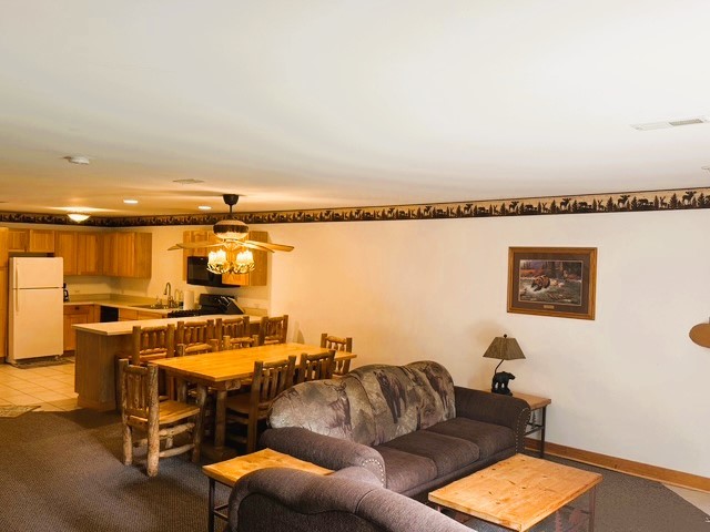 2643 N Il Route 178th Hwy Unit 2-2, Utica, IL 61373 - living area featuring ceiling fan