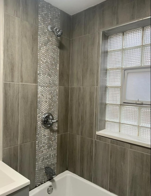 bathroom with shower / bath combination