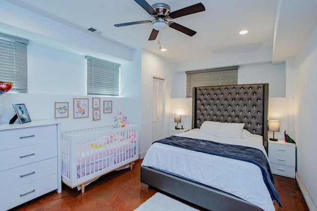 bedroom with ceiling fan, visible vents, a closet, and recessed lighting