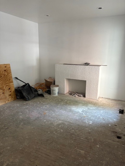 1519 E 68th St Unit 1, Chicago, IL 60637 - photo 4
