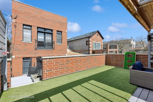 1307 W Wellington Ave, Chicago, IL 60657 - view of yard