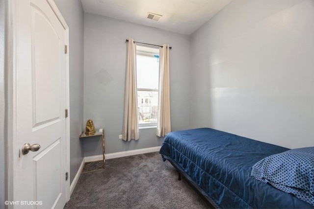 4904 W Fulton St, Chicago, IL 60644 - carpeted bedroom with baseboards