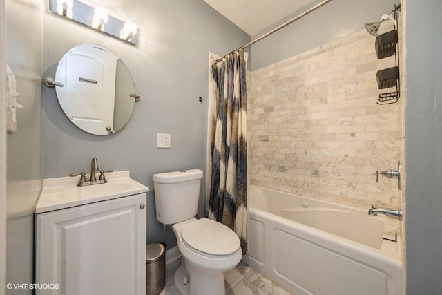 4904 W Fulton St, Chicago, IL 60644 - full bathroom featuring toilet, vanity, and shower / bath combo