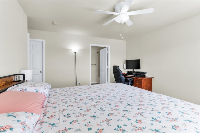 bedroom featuring a ceiling fan