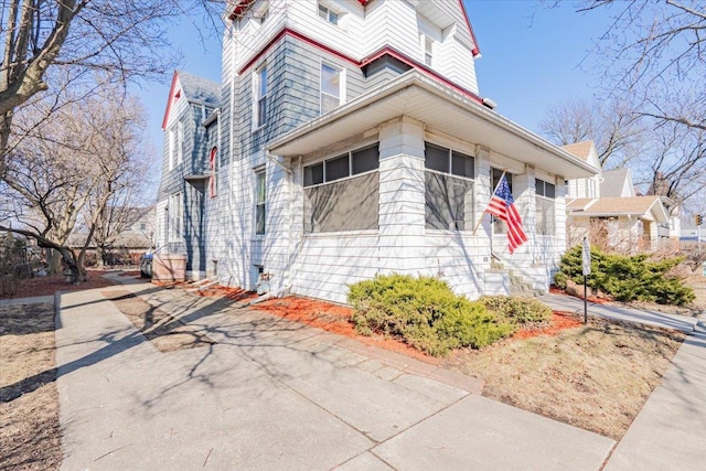 view of front of house