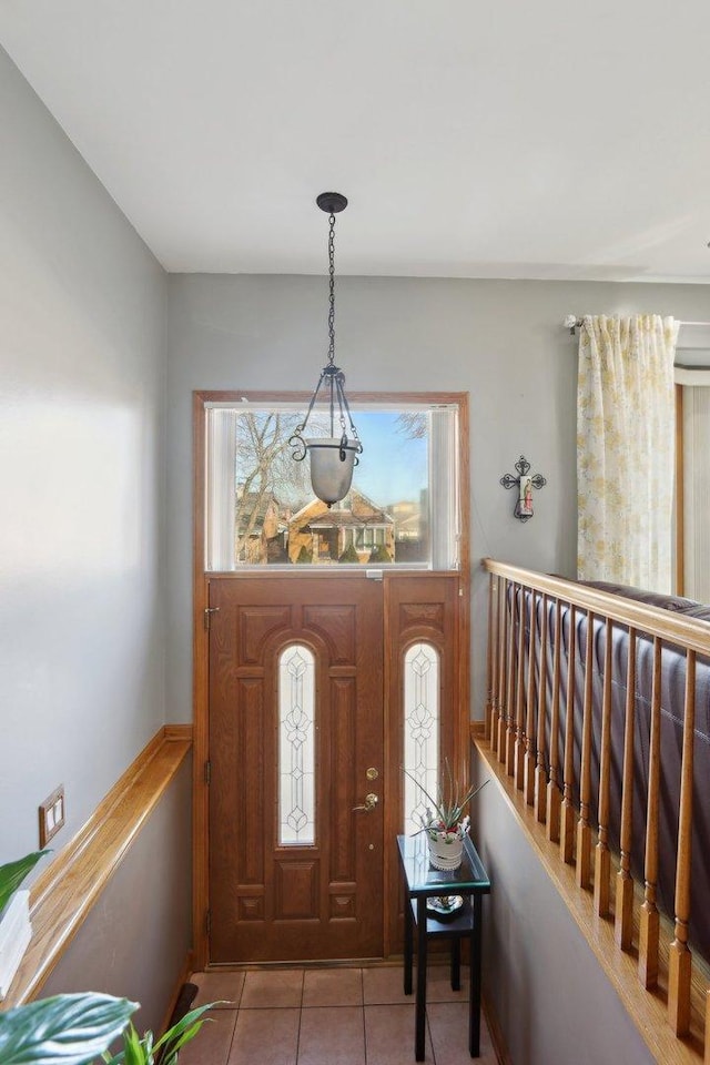 5326 S Nagle Ave, Chicago, IL 60638 - foyer with a wealth of natural light and tile patterned floors
