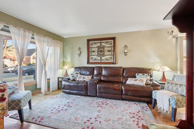 5326 S Nagle Ave, Chicago, IL 60638 - view of living area