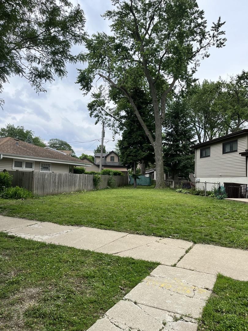 6724 N Avondale Ave, Chicago, IL 60631 - photo 1