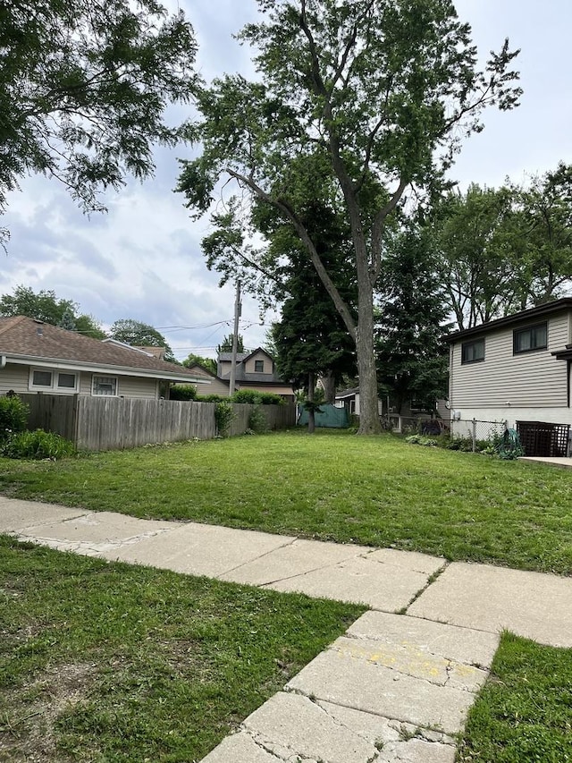 6724 N Avondale Ave, Chicago, IL 60631 - photo 1