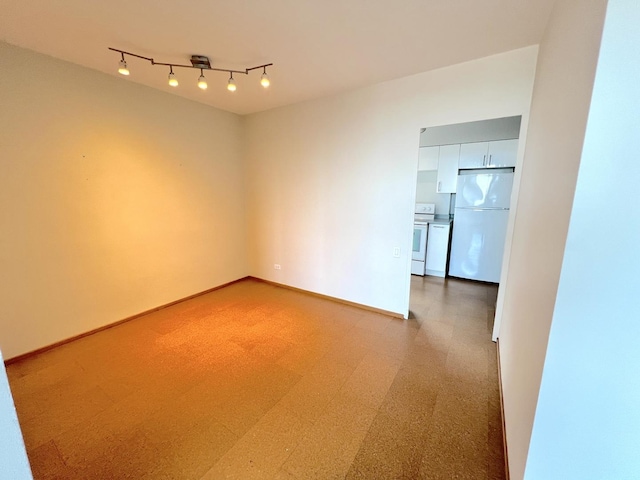 5532 S Shore Dr Unit 6E, Chicago, IL 60637 - empty room with baseboards and light floors