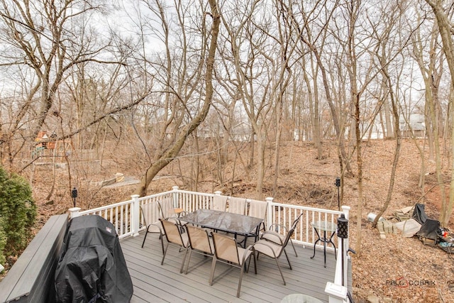 deck featuring outdoor dining space