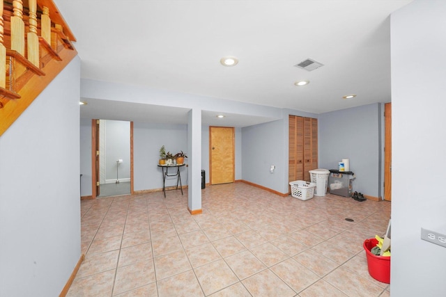 spare room featuring recessed lighting, visible vents, baseboards, and light tile patterned flooring