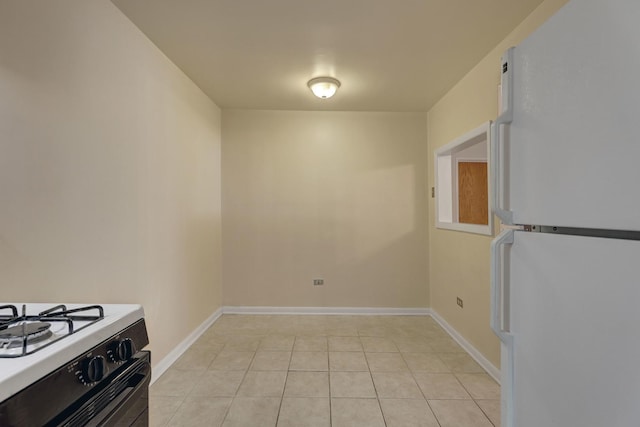 401 S Grove Ave Unit 2F, Oak Park, IL 60302 - unfurnished dining area with baseboards and light tile patterned flooring