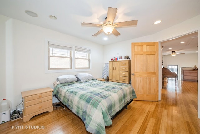 bedroom with recessed lighting, light wood-type flooring, and ceiling fan