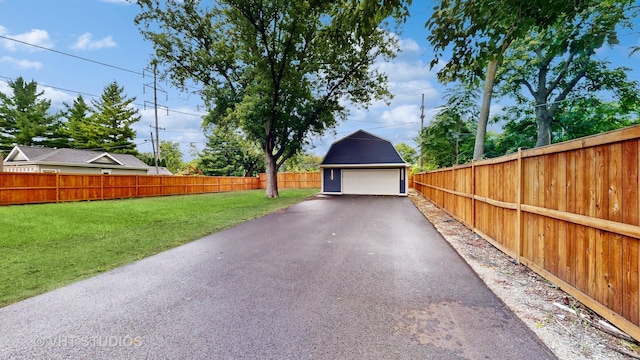 detached garage with fence