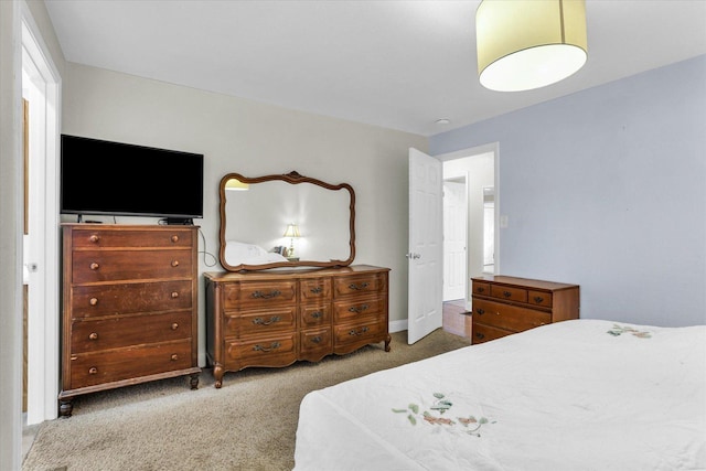 bedroom with carpet flooring