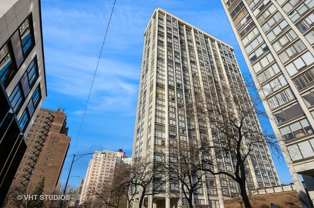 view of building exterior featuring a city view