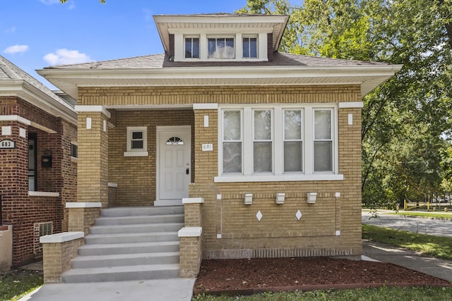 view of front facade with brick siding