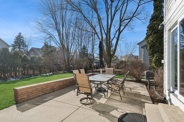 view of patio featuring outdoor dining space