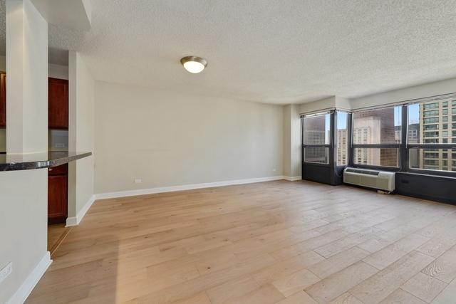 30 E Huron St Unit 3210, Chicago, IL 60611 - photo 17