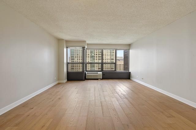 30 E Huron St Unit 3210, Chicago, IL 60611 - photo 18