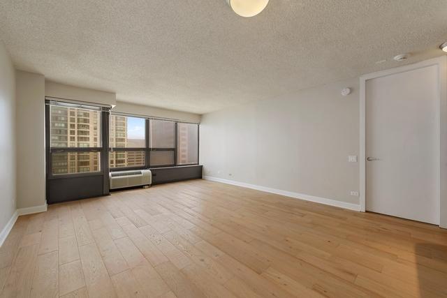 30 E Huron St Unit 3210, Chicago, IL 60611 - photo 20