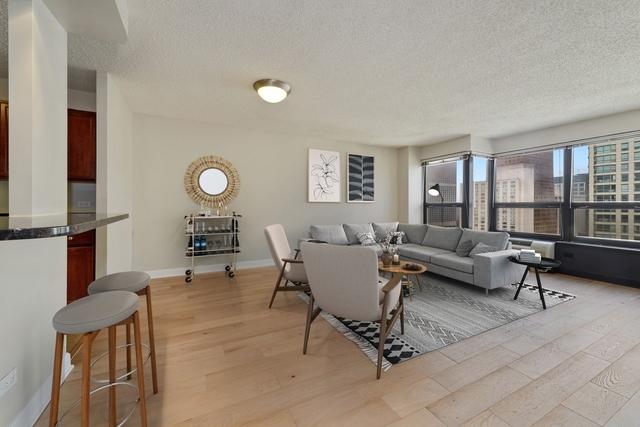 30 E Huron St Unit 3210, Chicago, IL 60611 - photo 10